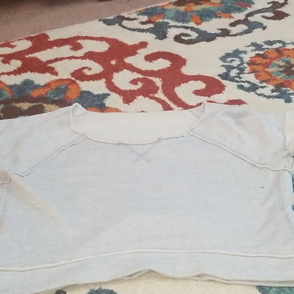 Ladies short sleeved sweatshirt